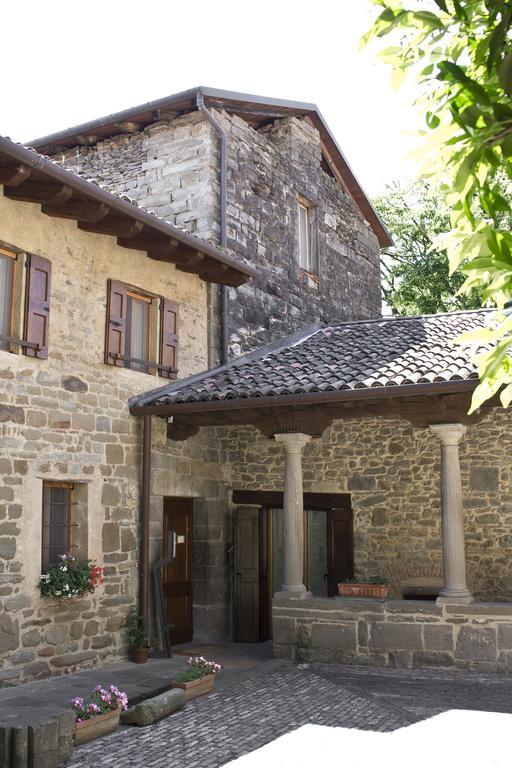 Historical House Medieval Abbey - Al Chiostro Sotto il Monte Room photo